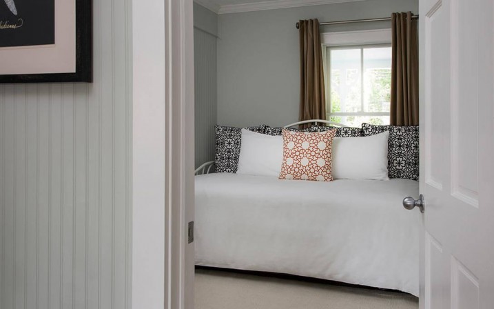 Guestroom-Osprey-Suite-1